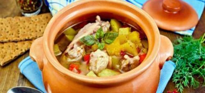 курица с овощами в горшочке в духовке